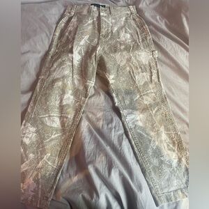 Abercrombie & fitch 
28w
28l
Camo print